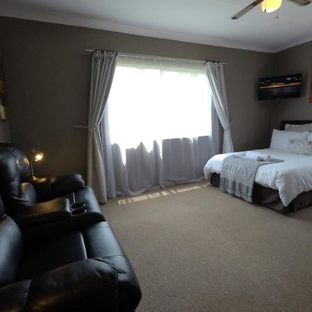 Midrand Guesthouse - Tasa 外观 照片