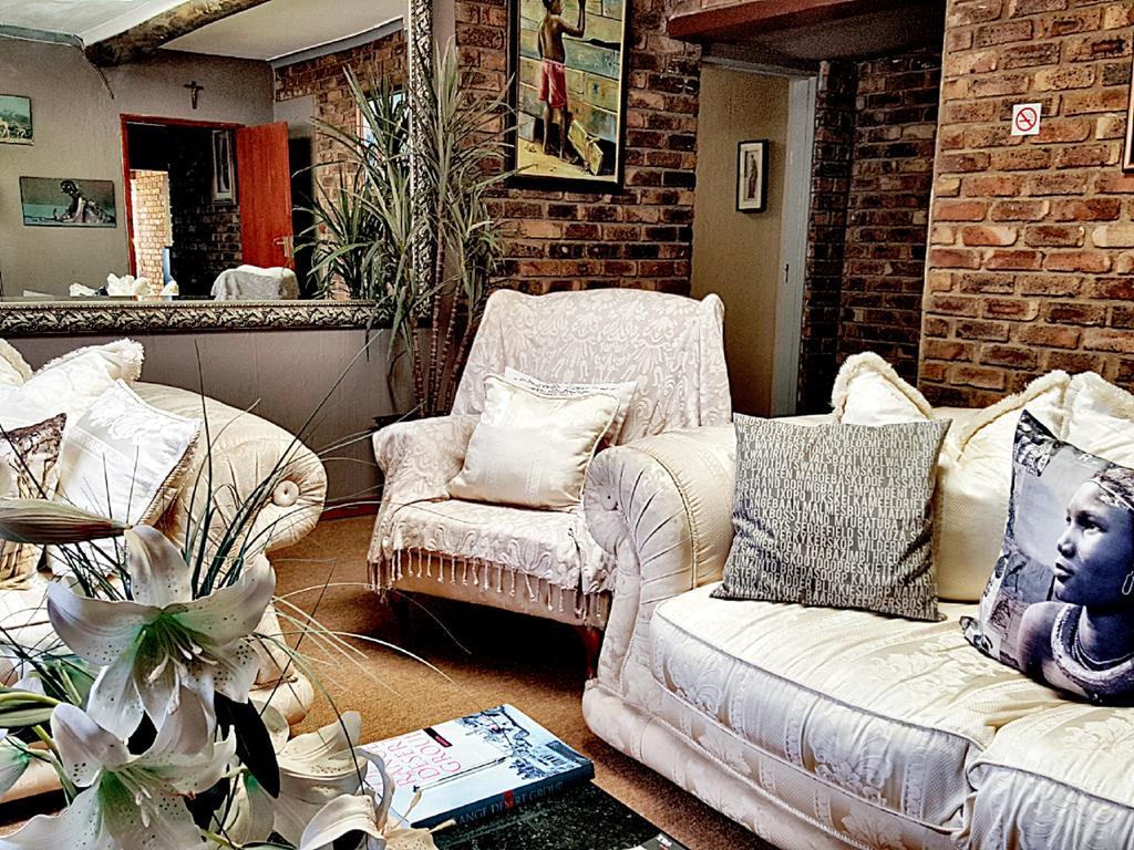 Midrand Guesthouse - Tasa 外观 照片