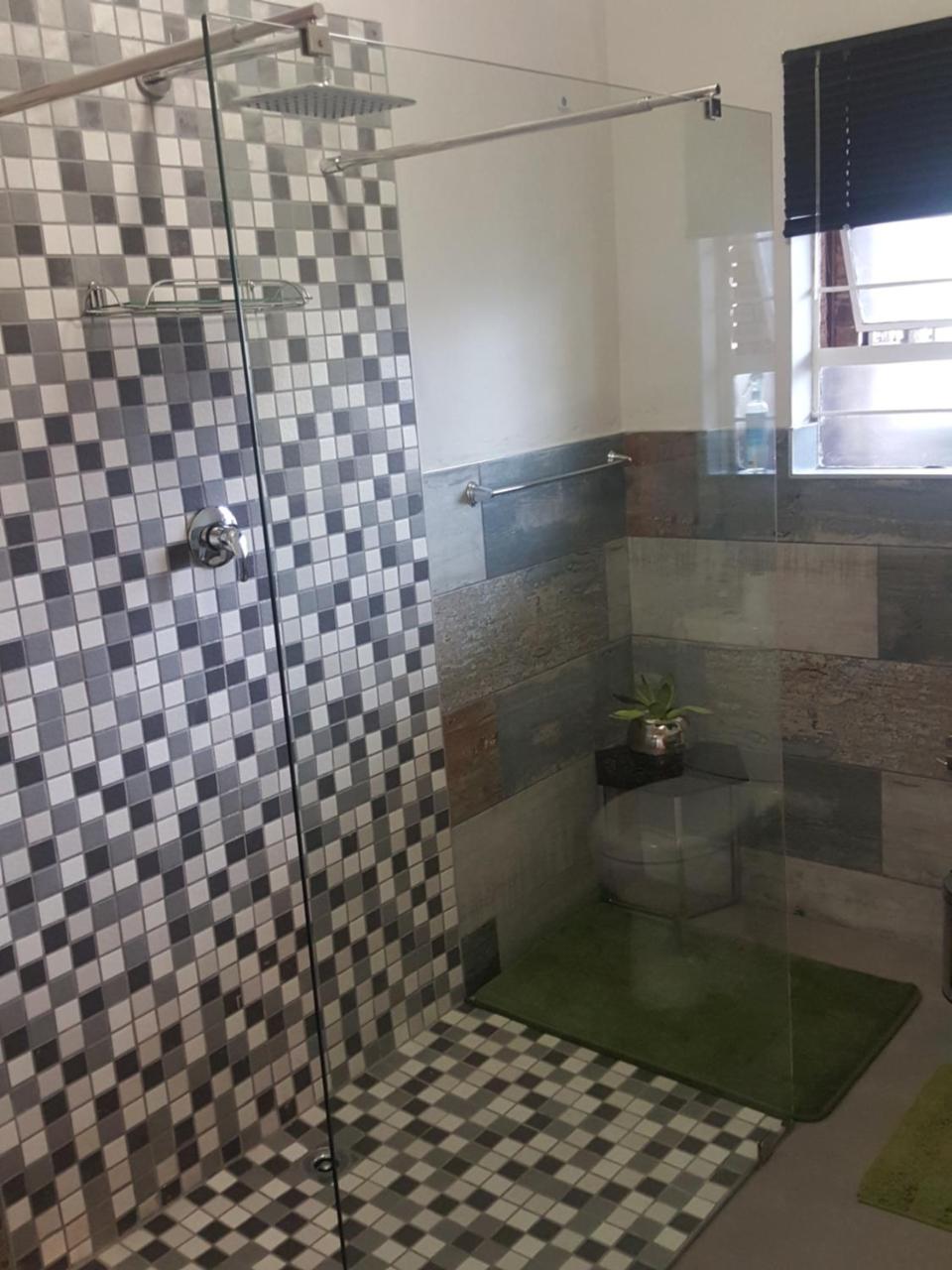 Midrand Guesthouse - Tasa 外观 照片