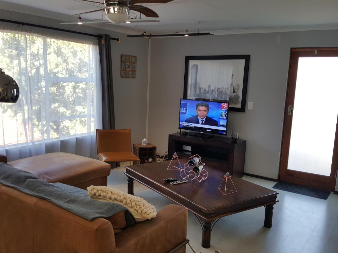 Midrand Guesthouse - Tasa 外观 照片